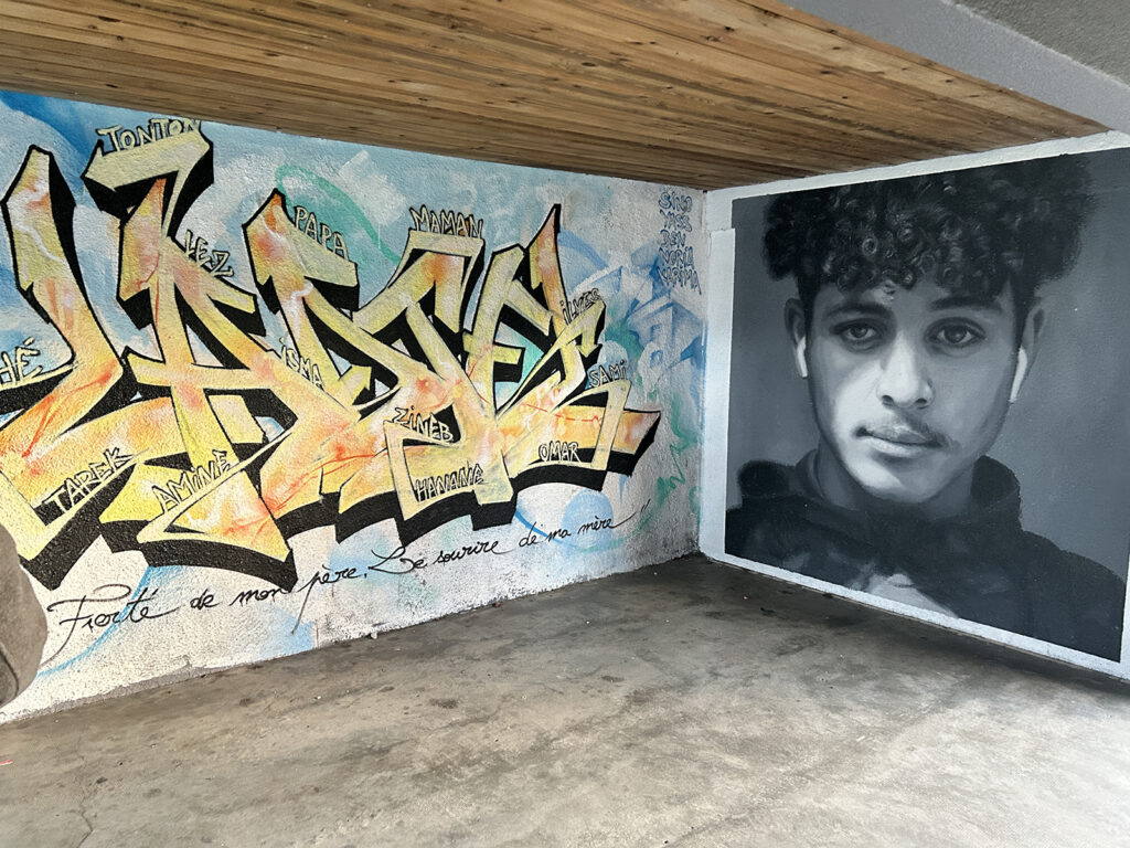 Mur de graph à Pradines, dans le quartier Les Escales