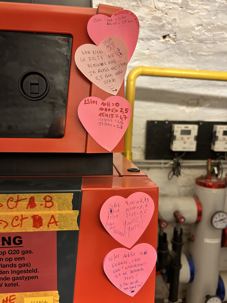Sur la chaudière du CEC...